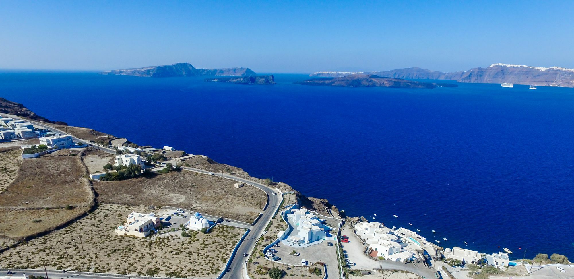 Vineyard Exclusive Suites Akrotírion المظهر الخارجي الصورة