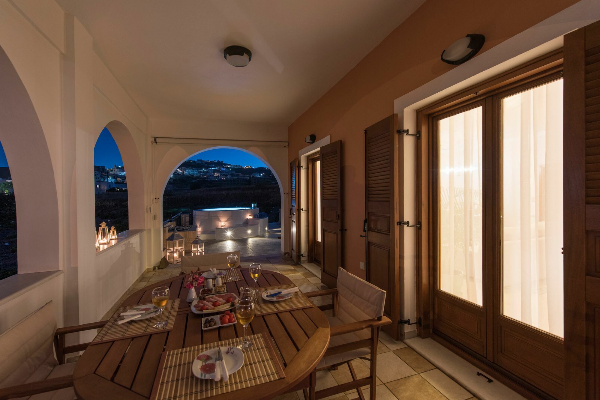 Vineyard Exclusive Suites Akrotírion المظهر الخارجي الصورة